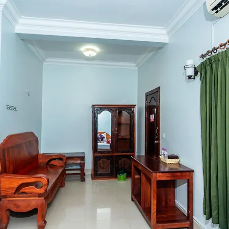 Golden Papaya Guesthouse